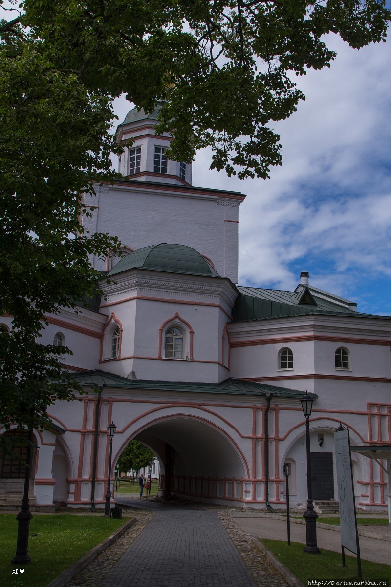 Иверский монастырь Валдай, Россия