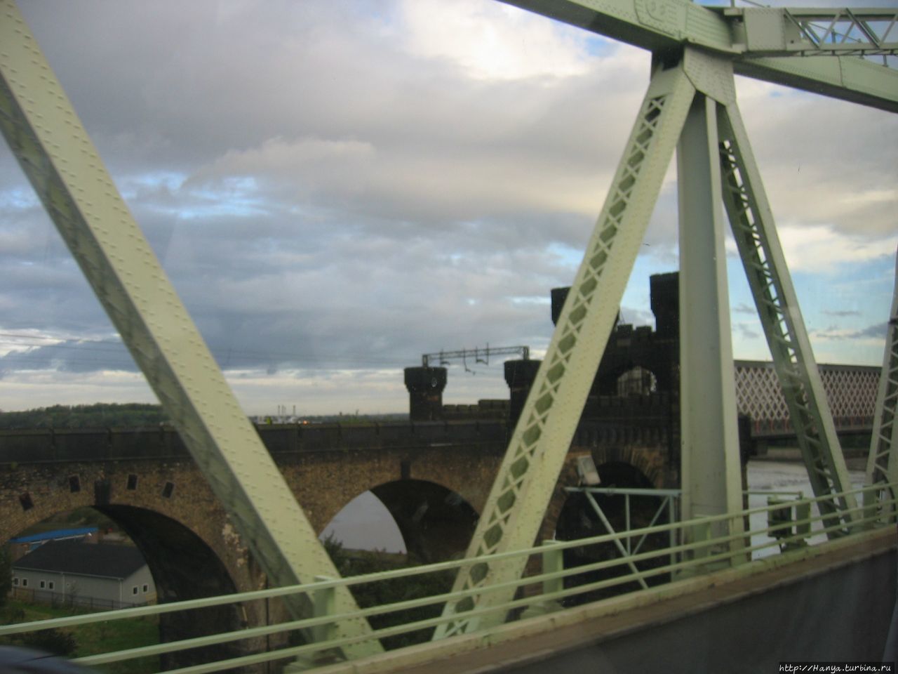 Два моста Ранкорн через реку Мерси Ливерпуль, Великобритания