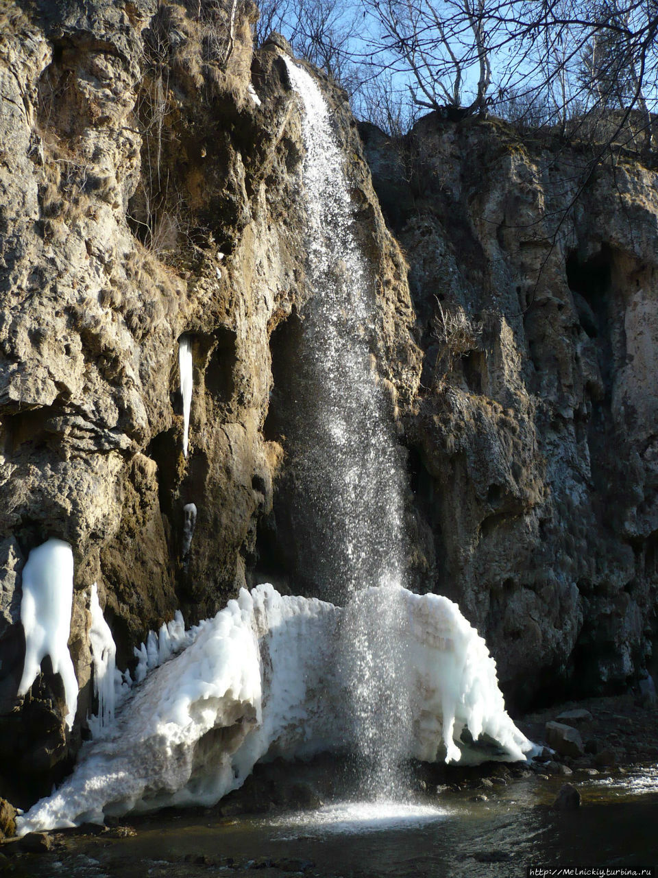Туристический комплекс Медовые водопады Учкекен, Россия