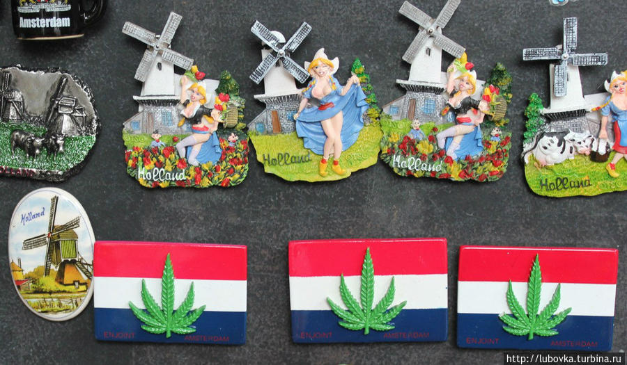а вот Любимое растение голландцев (да и не только их) на магнитиках...)) Амстердам, Нидерланды