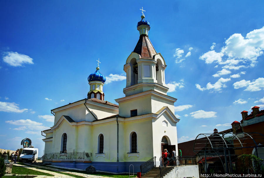 Новый Старый Орхей Требужены, Молдова