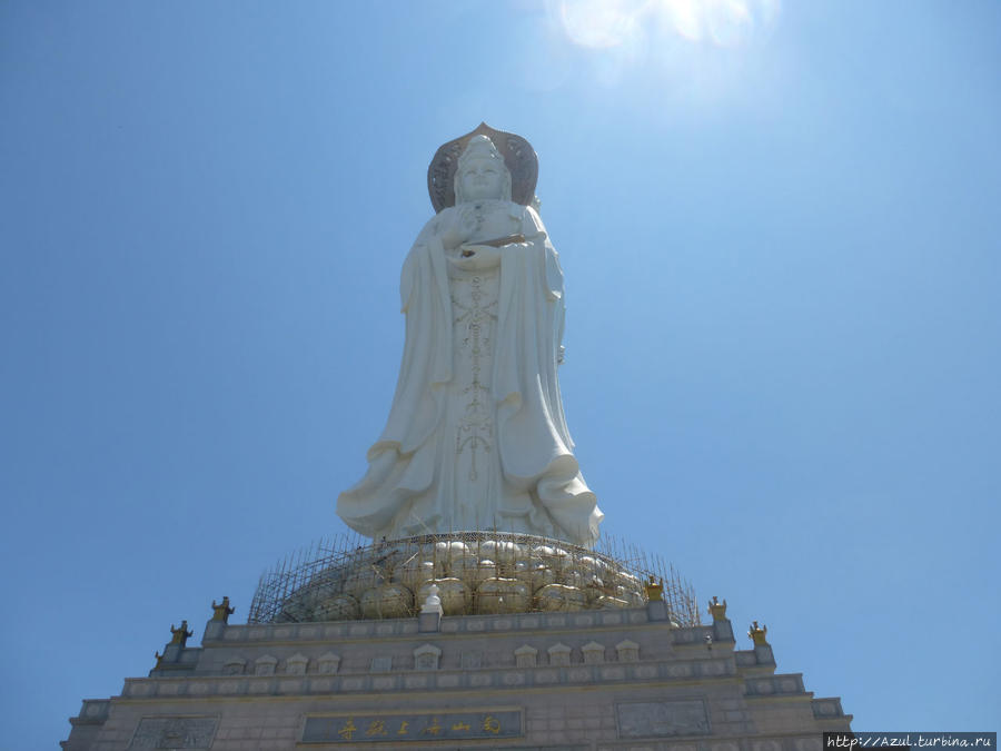 Богиня милосердия Гуань Инь Санья, Китай