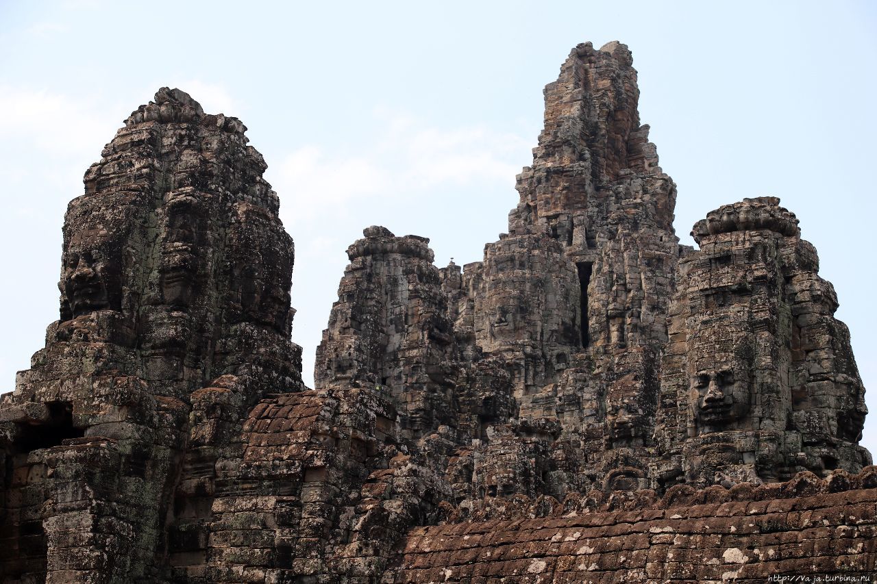 Храм Байон. Вторая часть Ангкор (столица государства кхмеров), Камбоджа