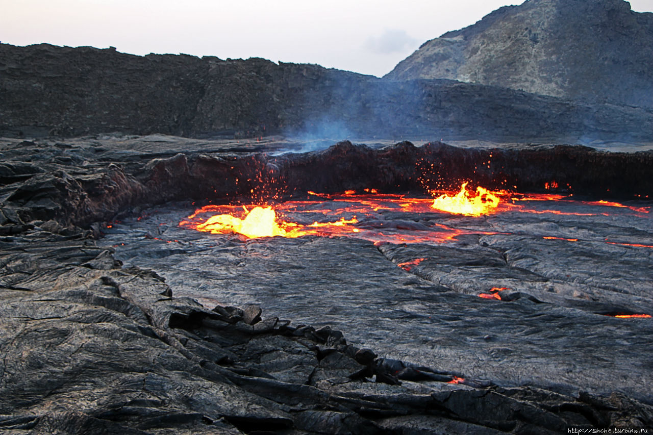 Когда течет огонь, когда горит вода Эрта-Але цепь вулканов (1031м), Эфиопия