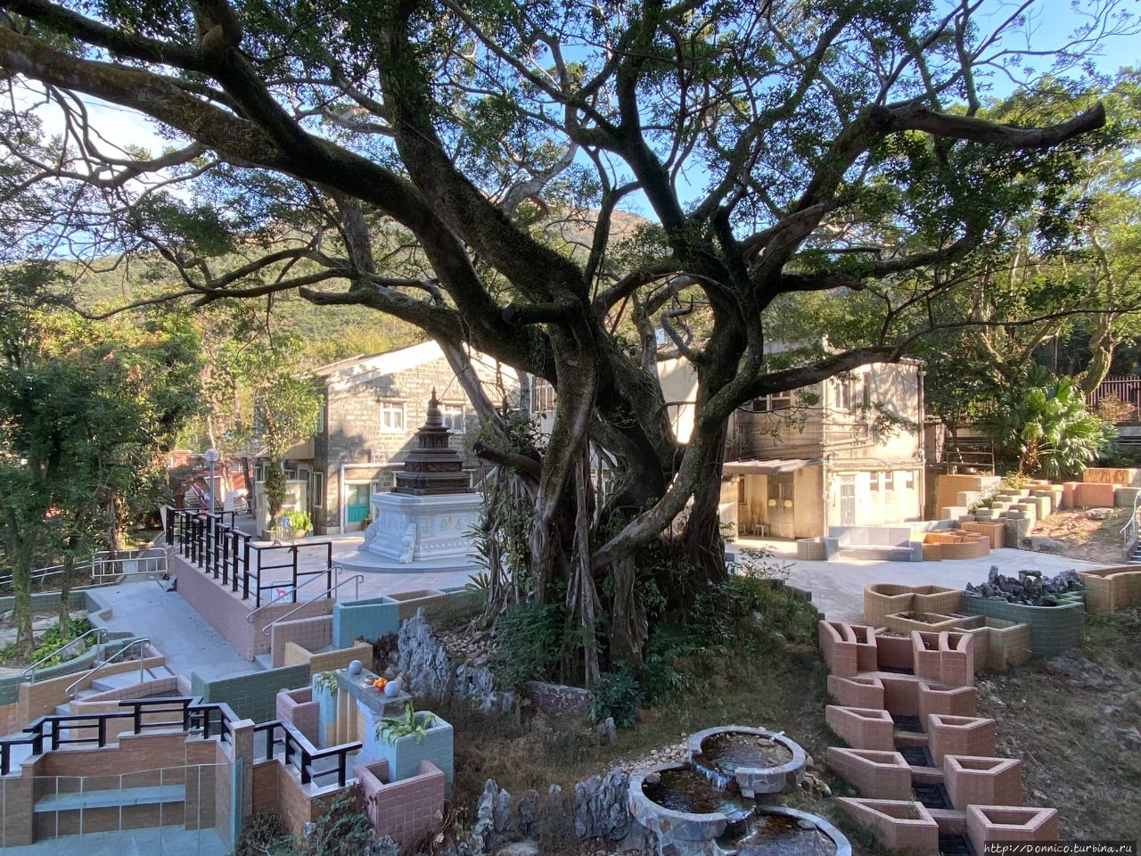 Монастырь По-Линь Остров Лантау, Гонконг