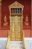Храмовый комплекс Ват Сене Сук Харам. Здание Wat phra chao pet soc. Одна из боковых дверей. Фото из интернета