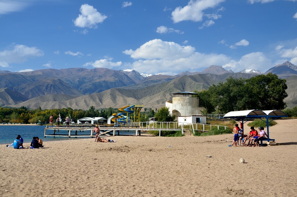 Искупаться в Иссык-Куле Чолпон-Ата, Киргизия
