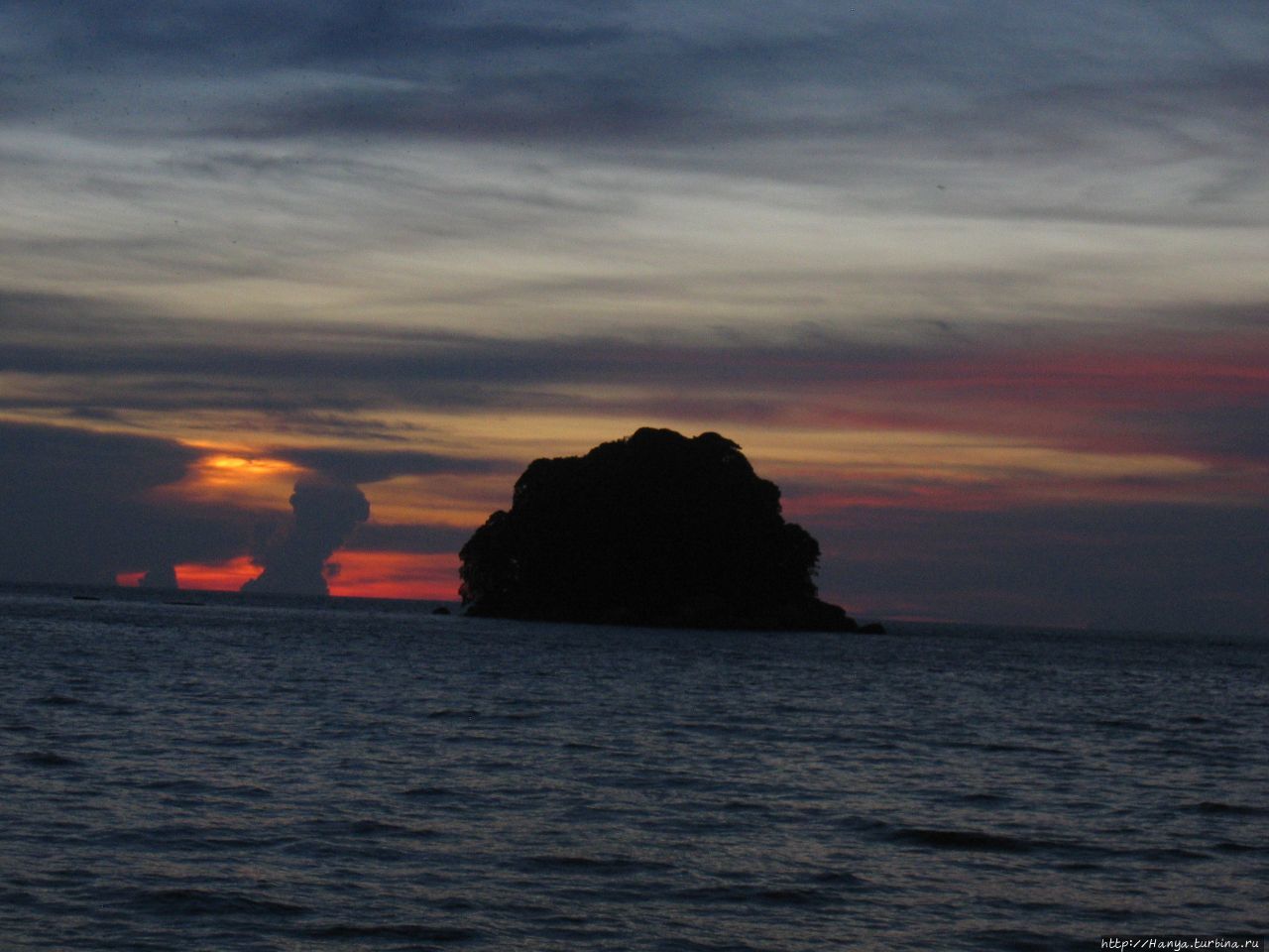 Закаты на острове Тиоман Пулау-Тиоман, Малайзия