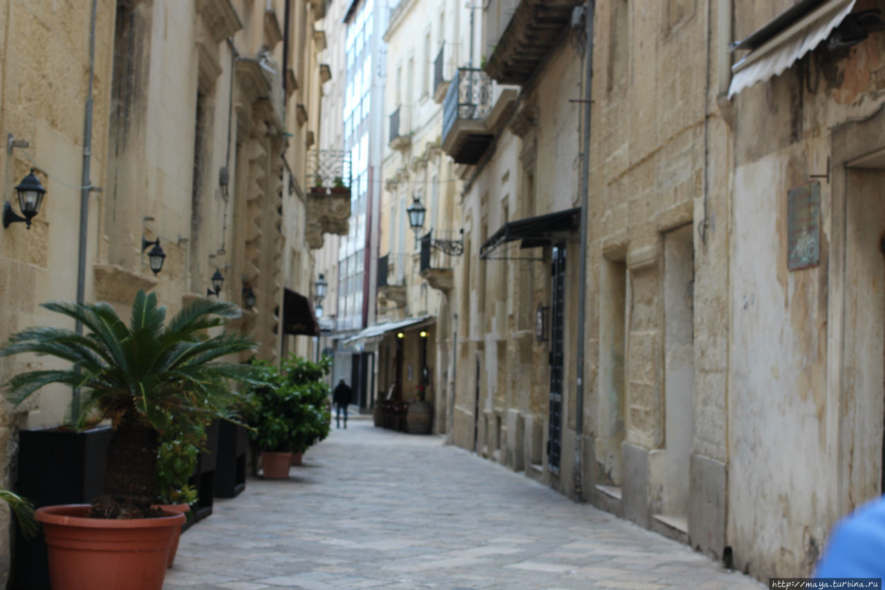 Золото Апулии Лечче, Италия