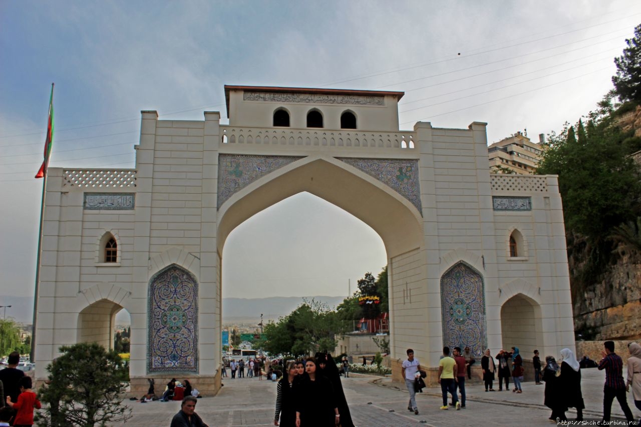 Ворота Корана Шираз, Иран