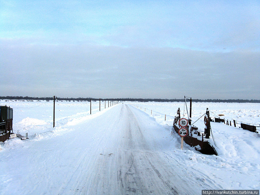 Река Вычегда. Ледовая переправа.