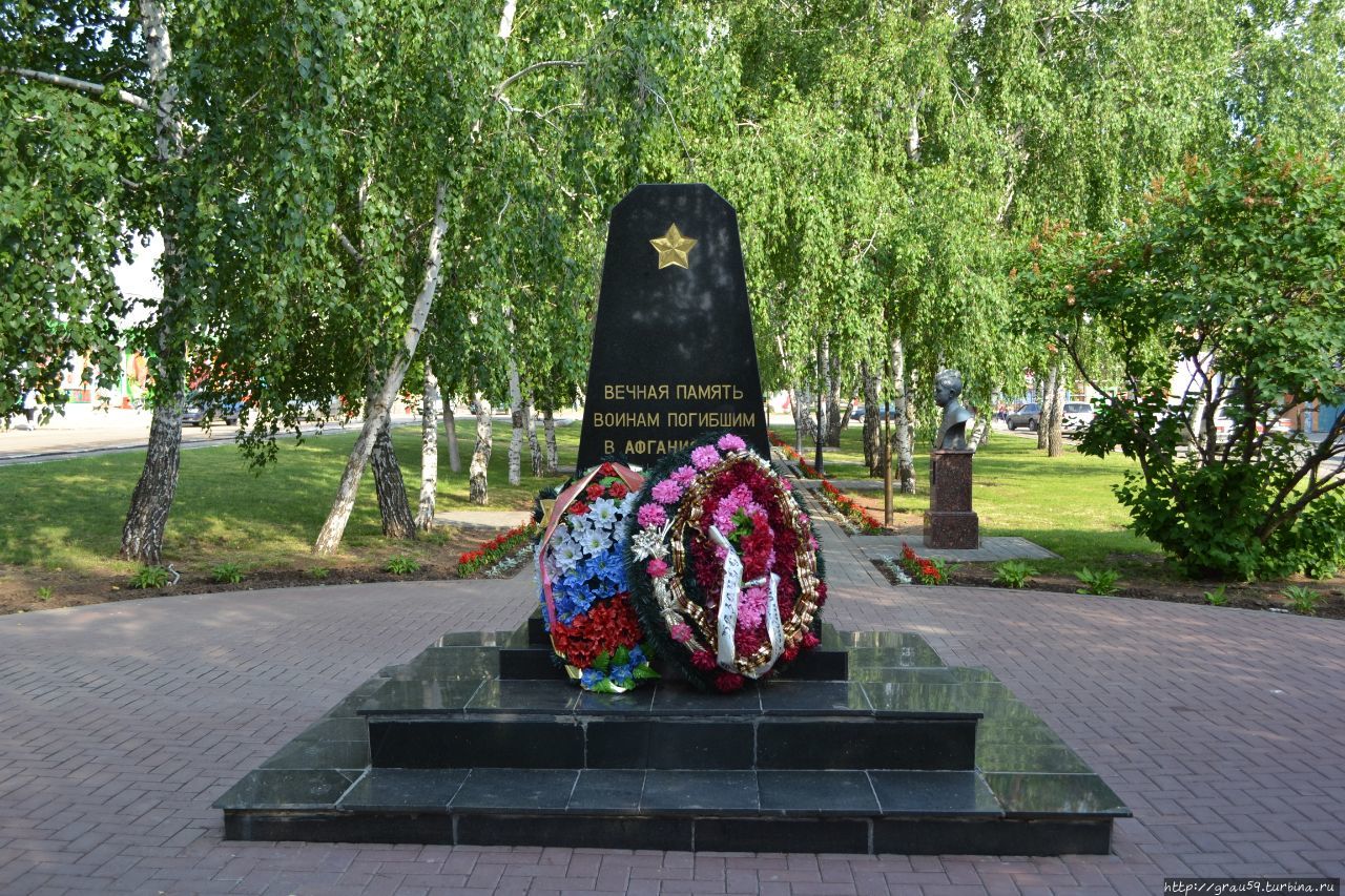 Памятник воинам, погибшим в локальных войнах / Monument to soldiers who died in local wars