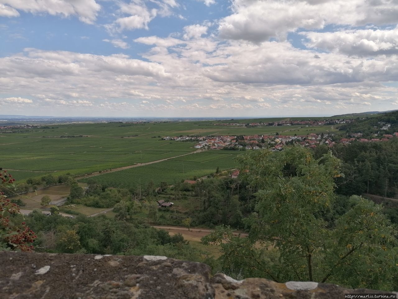 Замок Баттенберг Вайзенхайм-ам-Берг, Германия