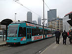 Немецкие трамваи. В других странах трамвайные линии убирают из городов, но не в Германии