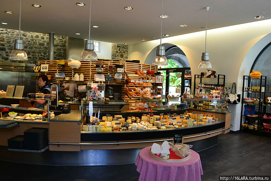 Сыроварня и магазин. Кантон Обвальден, Швейцария