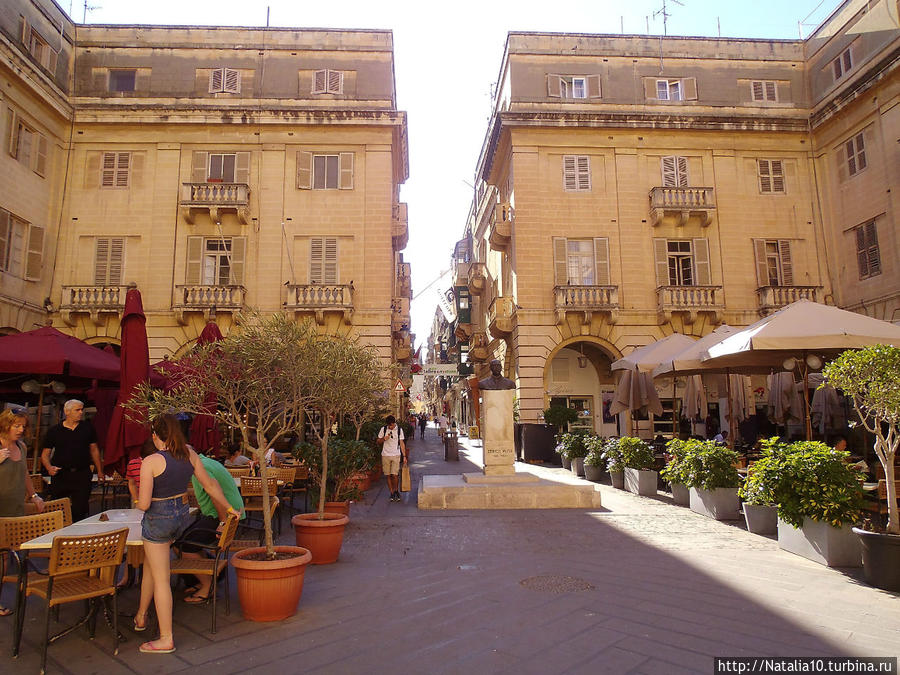 Две недели на Мальте Сент-Джулианс, Мальта