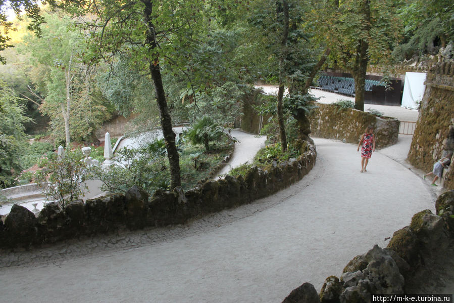 Таинственные места парка Кинта-да-Регалейра Синтра, Португалия