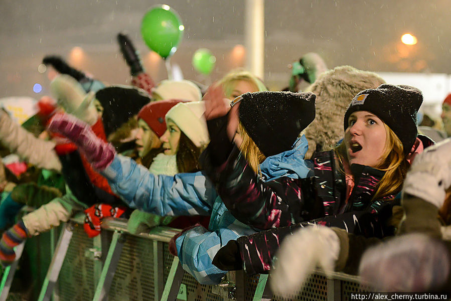 Финские девушки с горящими глазами