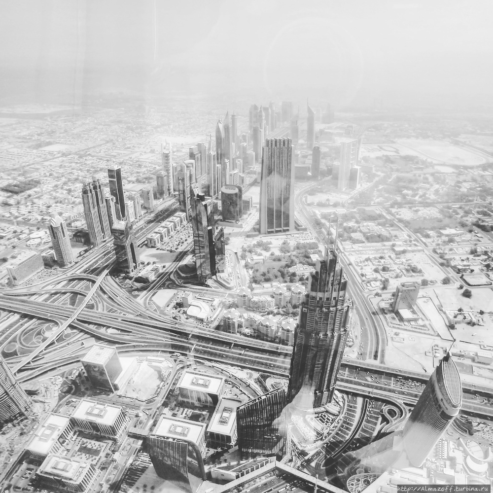 Небоскрёб Бурдж-Халифа Дубай, ОАЭ