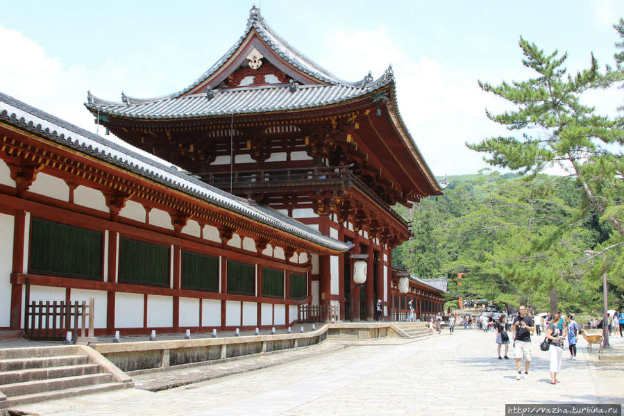 Синтоистское святилище Касуга-Тайся Нара, Япония
