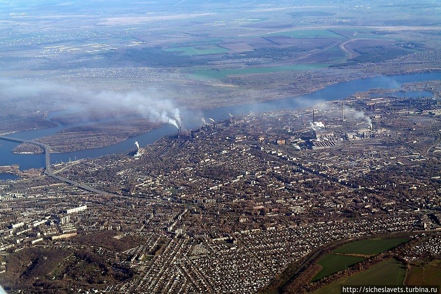 Чуден Днепр с высоты перелета Киев-Днепропетровск Днепр, Украина