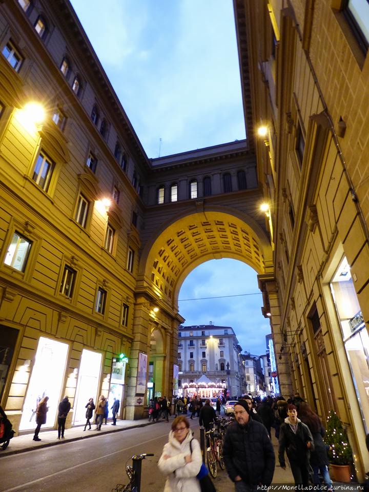 Пешеходный марштут в историческом центре Firenze Флоренция, Италия