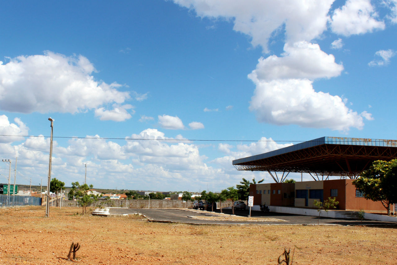 Общий вид автовокзала Сан-Раймунду-Нонату Сан-Раймунду-Нонату, Бразилия