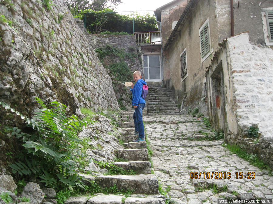 Миленькая лестница Котор, Черногория