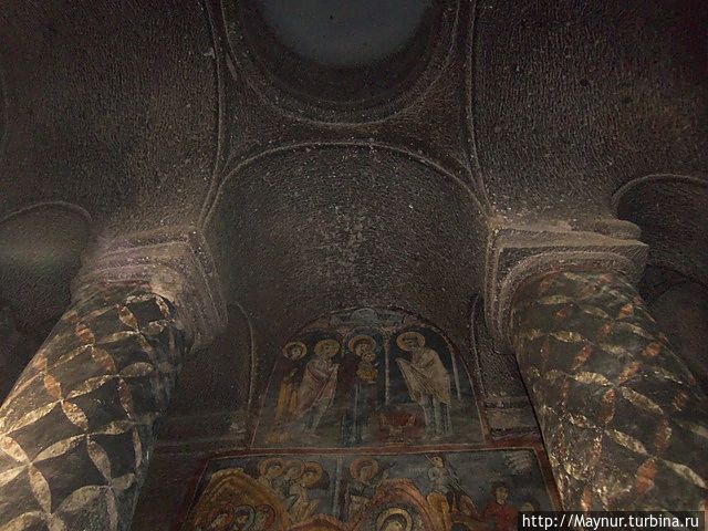 Фреска с изображением сцены  Рождества Христова.