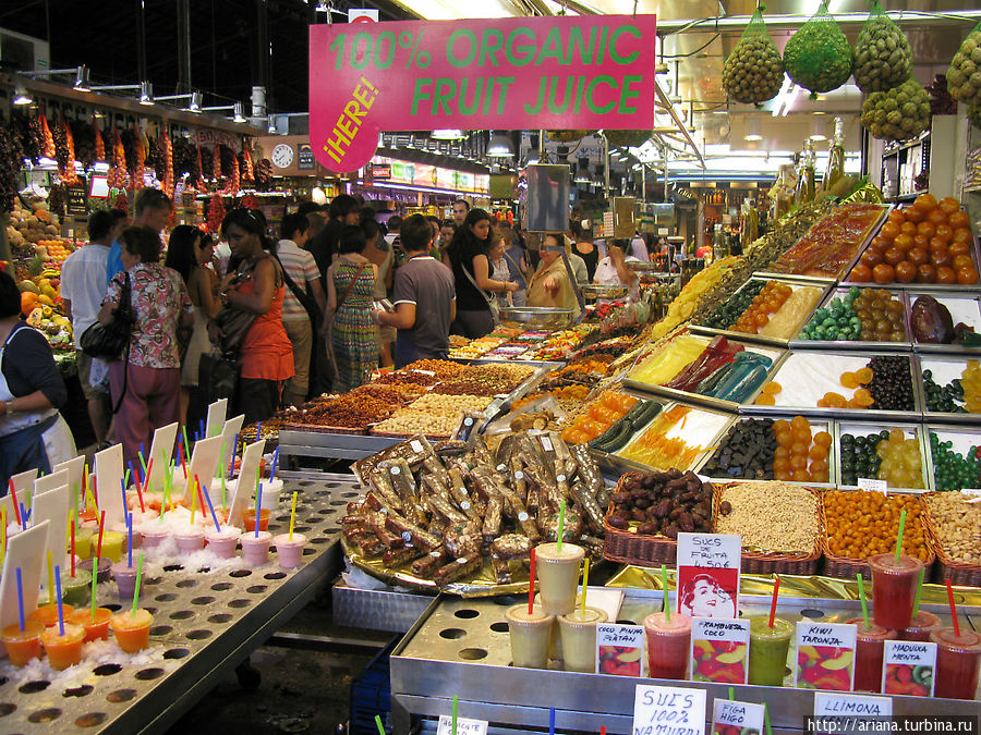 На рынке Бокерия Барселона, Испания