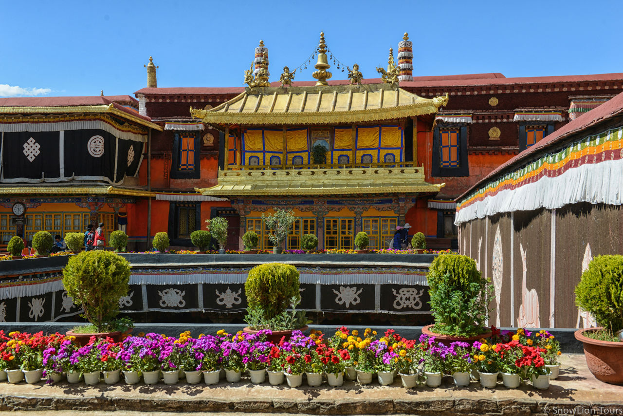 Храм и монастырь Джоканг / Jokhang Temple Monastery