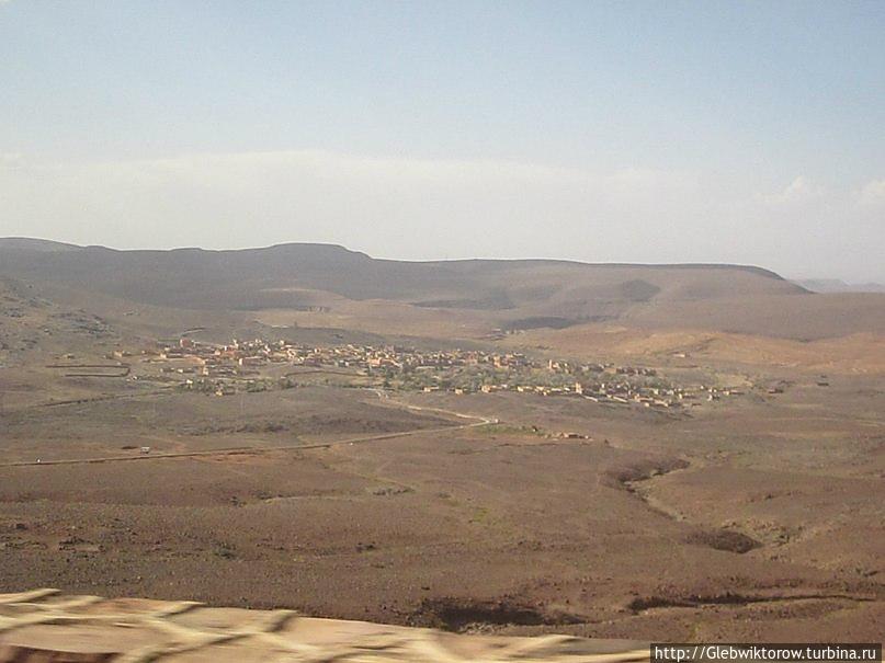 По пути из Загоры в Варзазат Марокко