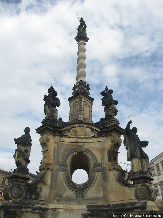 Марианская чумная колонна Оломоуц, Чехия