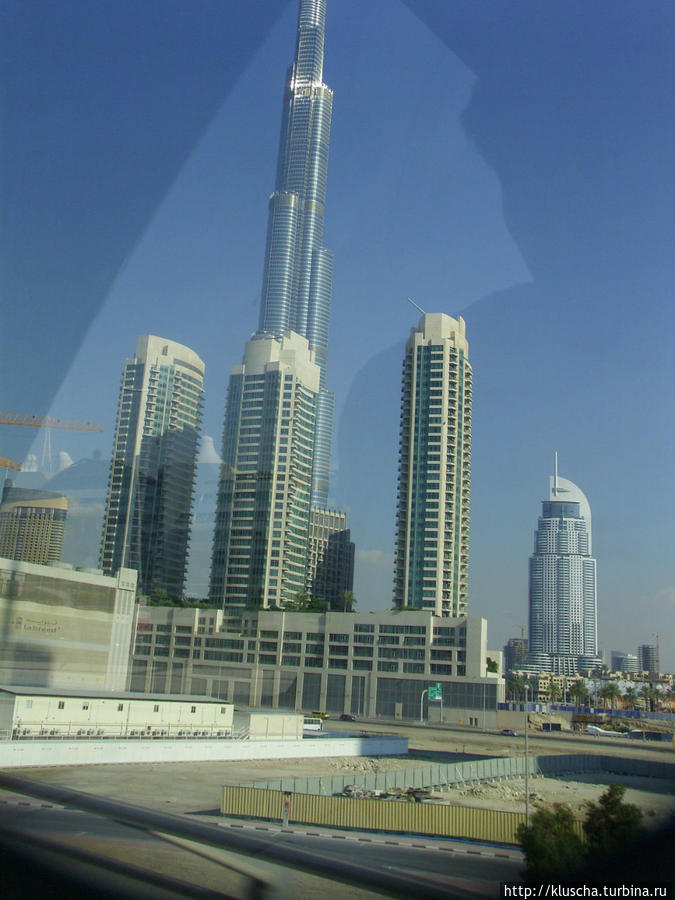 Из окна метрополитена Дубай, ОАЭ