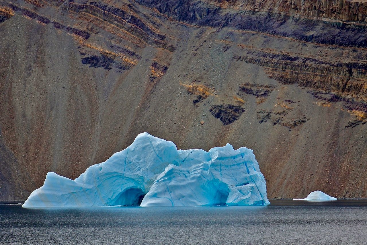 Геологическая Годзилла: Во фьорде Короля Оскара Кинг Оскар фьорд, Гренландия