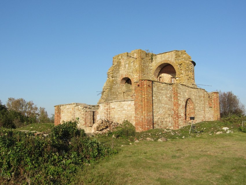 Остатки церкви Благовещения на Городище / Remains of the Annunciation Church at Gorodishche