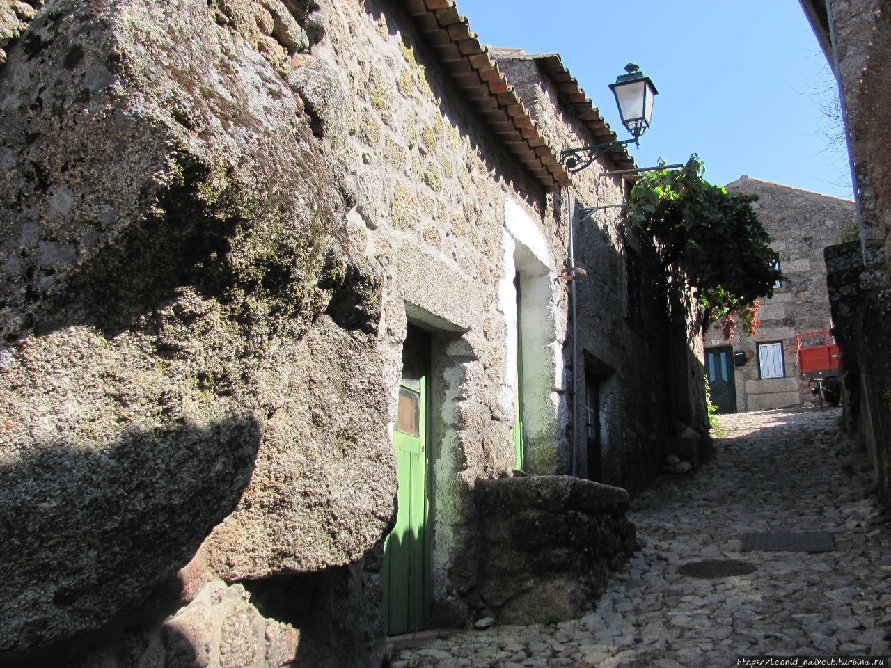 Монсанту. Португалия. Самая португальская деревня в мире