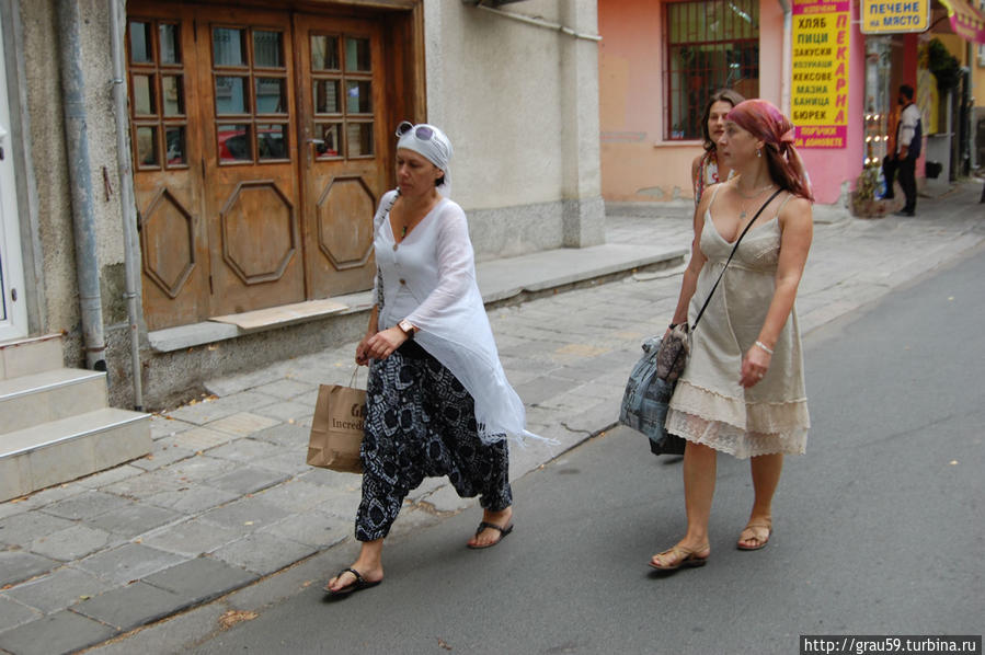 Бургас. Люди на улицах Бургас, Болгария