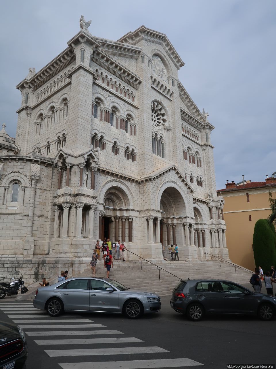 Собор Святого Николая (la cathédrale de Monaco) — католический собор в Монако. Монако