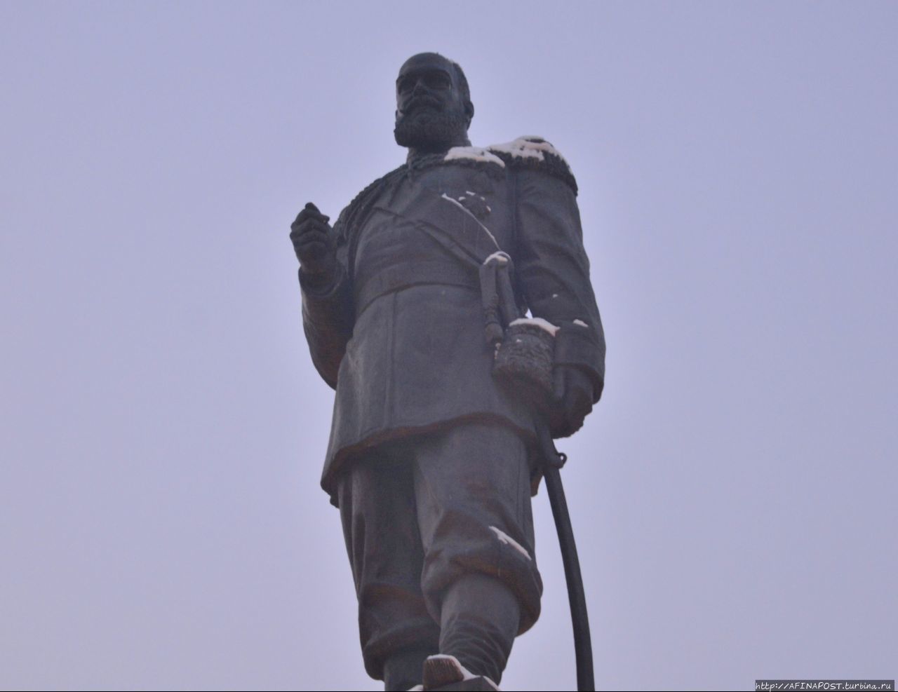 Иркутск памятник царю александру. Памятник александру 3 иркутск 1908. Памятник александру 3 трубецкой. Памятник александру iii кемерово. Памятник императору александру iii иркутск.