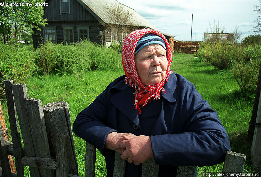 Погранкондуши, бабуля из финноугоров, говорила немного на финском старом наречии. Санкт-Петербург, Россия