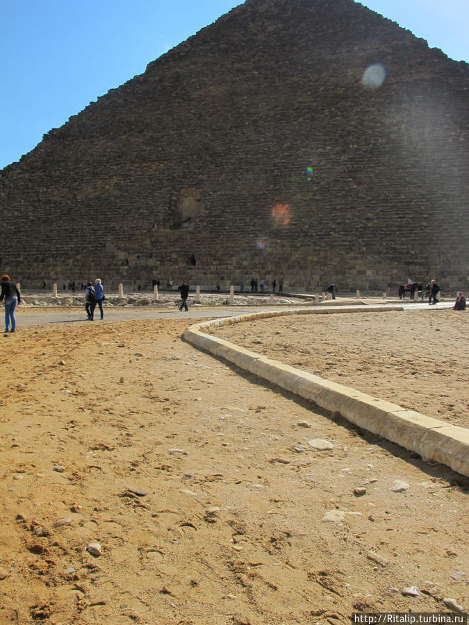 Пирамида Хеопса. Каир, Египет