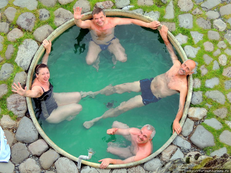Горячие ванны у поселка Хоффель Исландия