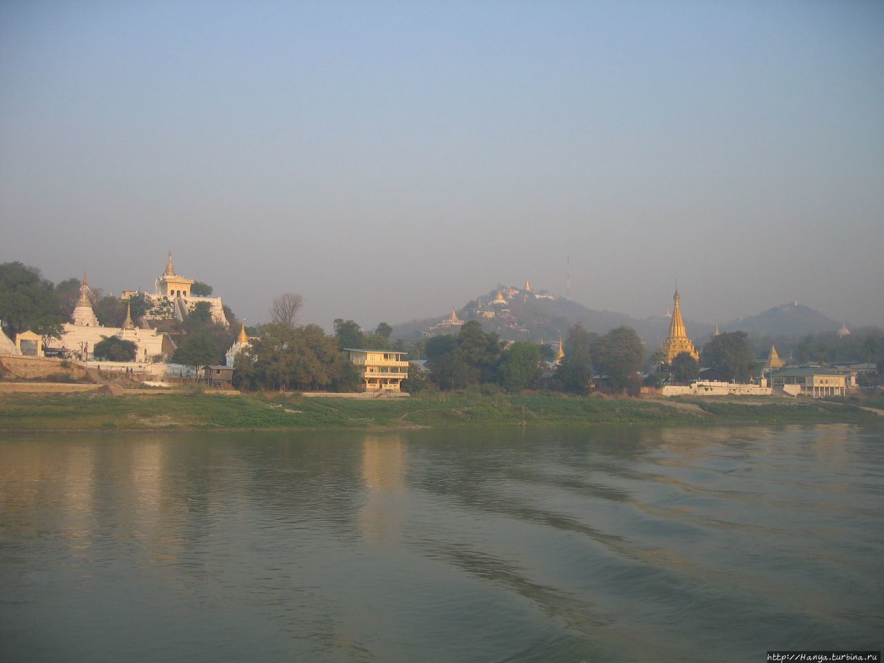 Река Иравади (Ayeyawady) Мандалай, Мьянма