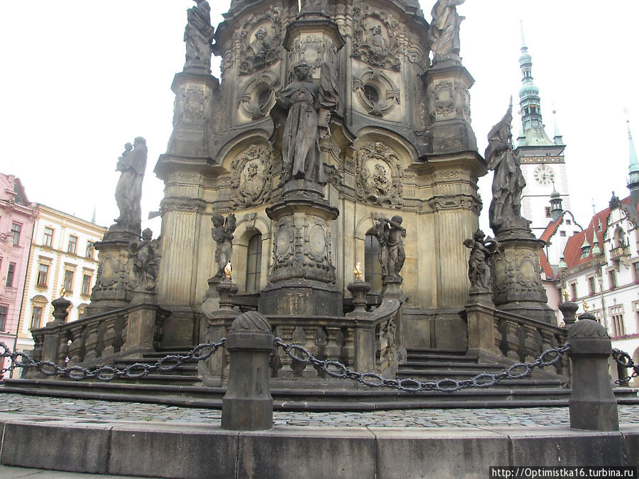 Колонна Святой Троицы Оломоуц, Чехия