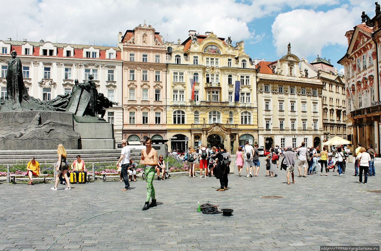 Шпагоглотатель Прага, Чехия