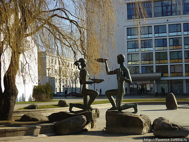 Апрель. Минск