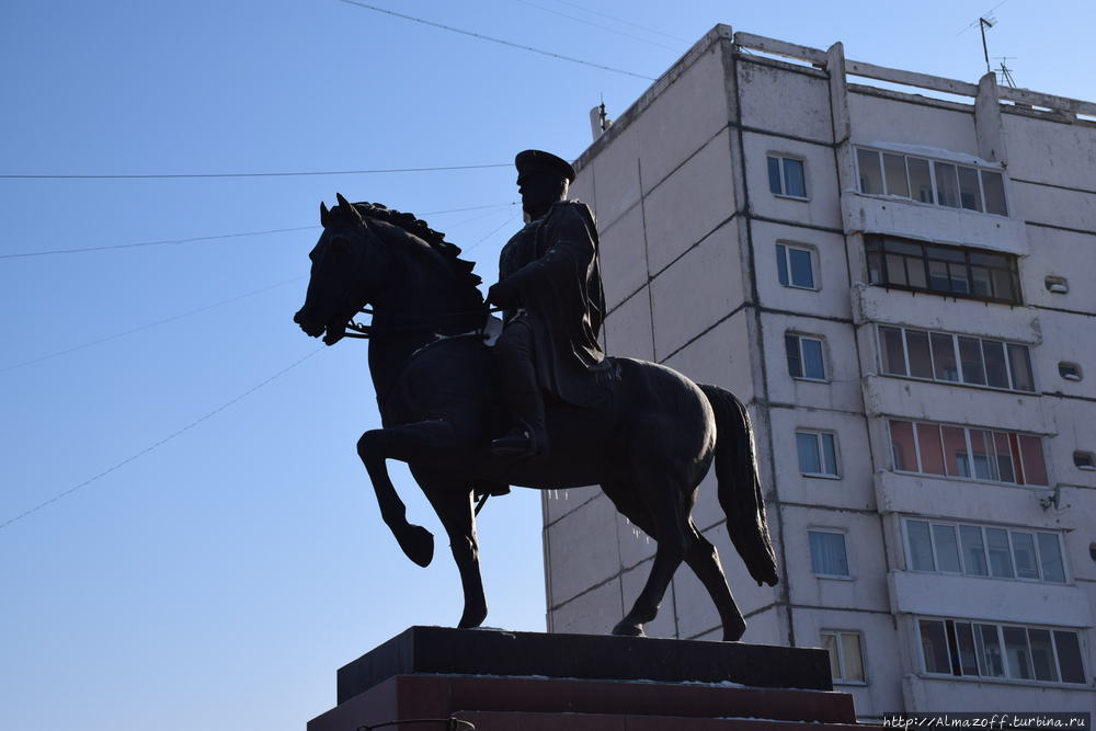 Памятник Бабр Иркутск, Россия