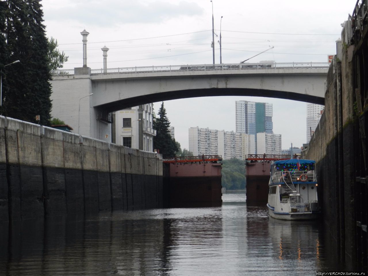 По Москве-реке от Троице-Лыково до Москва-Сити Москва (город - регион), Россия