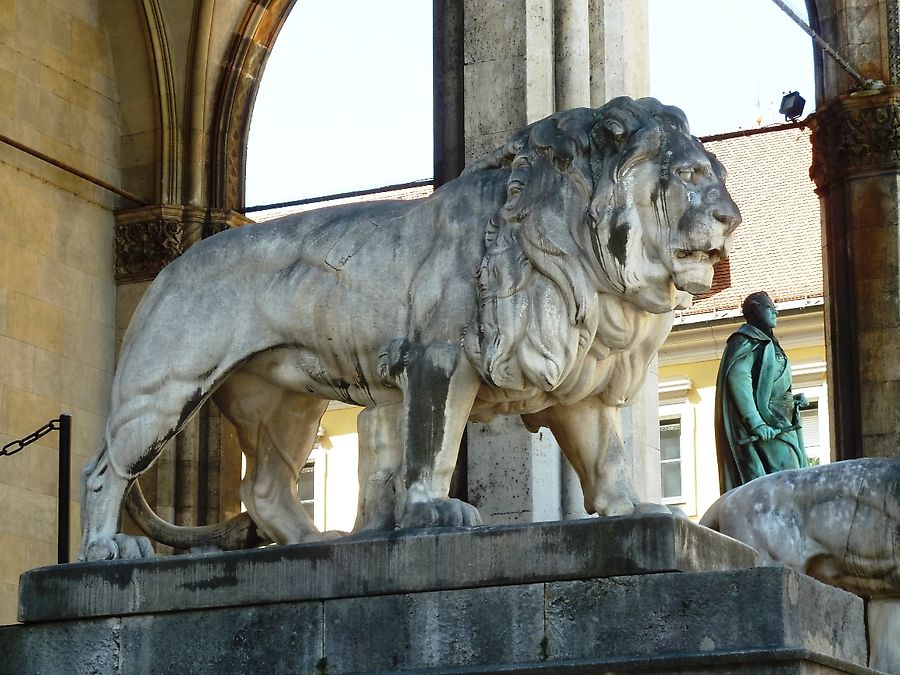 Мюнхен, в Павильоне полководцев